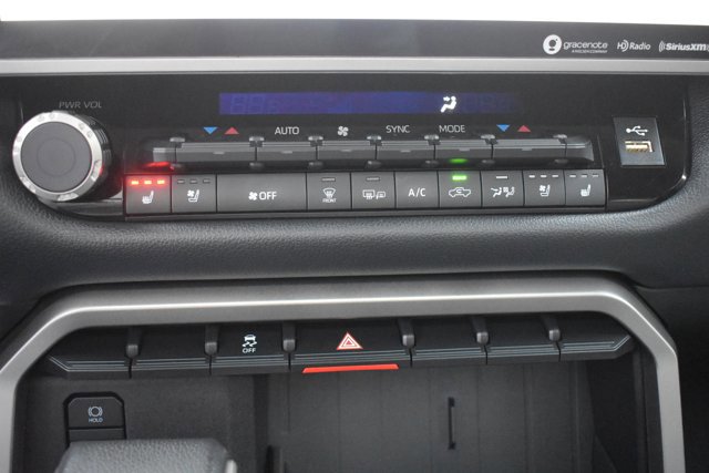 Used 2022 Toyota Tundra Limited image 25