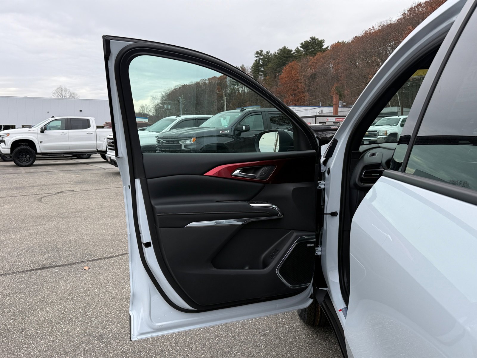 New 2026 Chevrolet Traverse Z71 w/ Enhanced Driving Package image 23