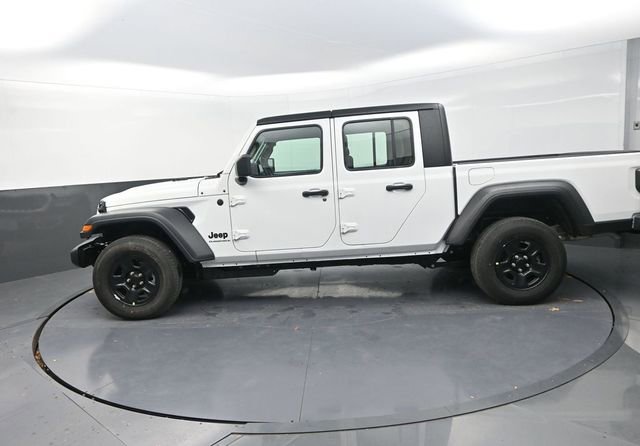 New 2026 Jeep Gladiator Sport image 7