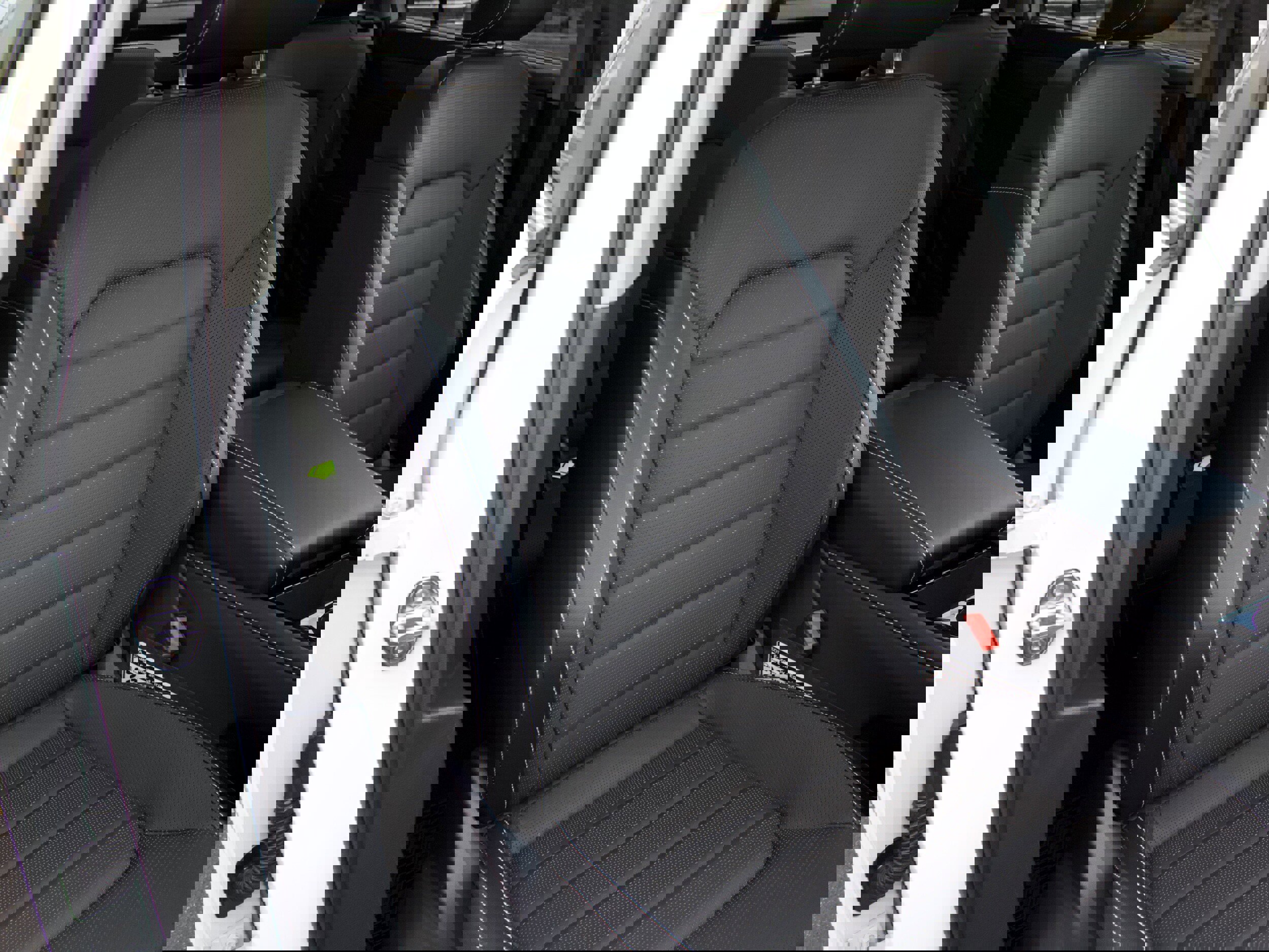 New 2025 Volkswagen Atlas SEL image 38