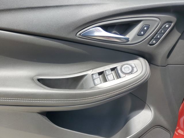 Certified 2024 Buick Encore GX Avenir image 17