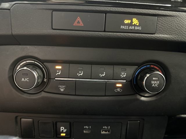 Used 2023 Nissan Frontier SV w/ Midnight Edition Package RWD image 30