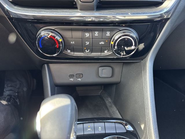 Used 2026 Buick Encore GX Sport Touring w/ Comfort Package image 33