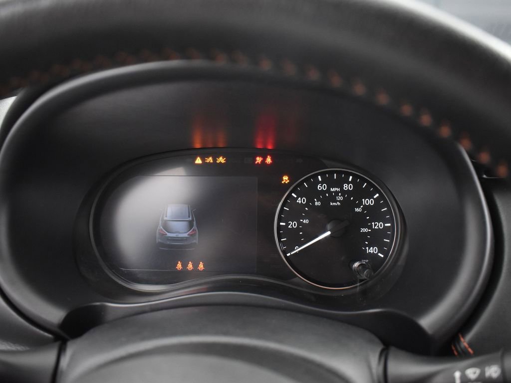 Used 2023 Nissan Kicks SR w/ SR Premium Package image 19