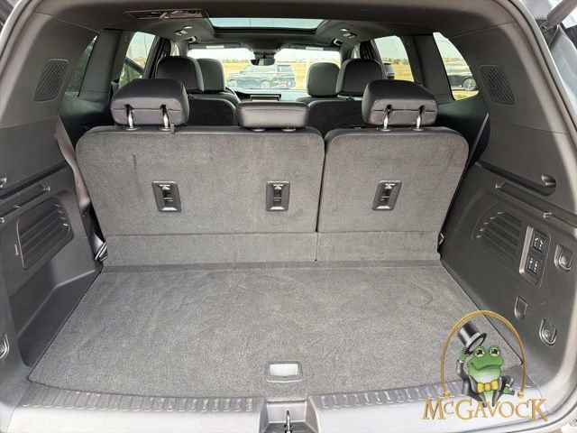 Used 2025 GMC Acadia Denali w/ Super Cruise Package image 25