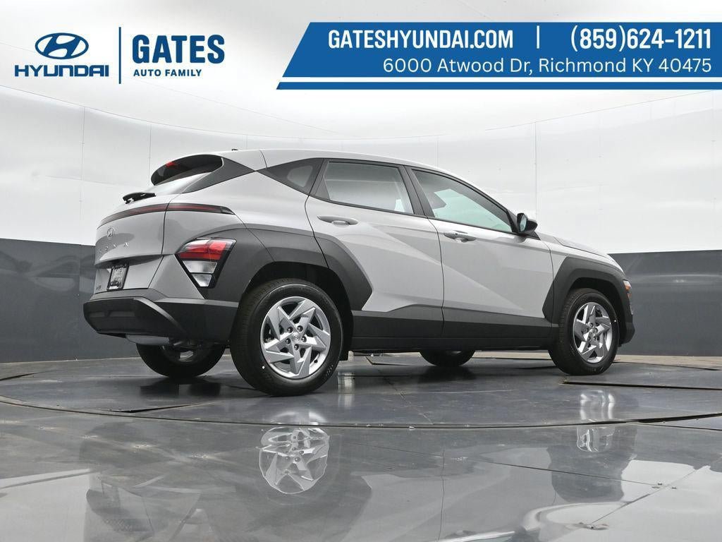 New 2027 Hyundai Kona SE FWD image 36