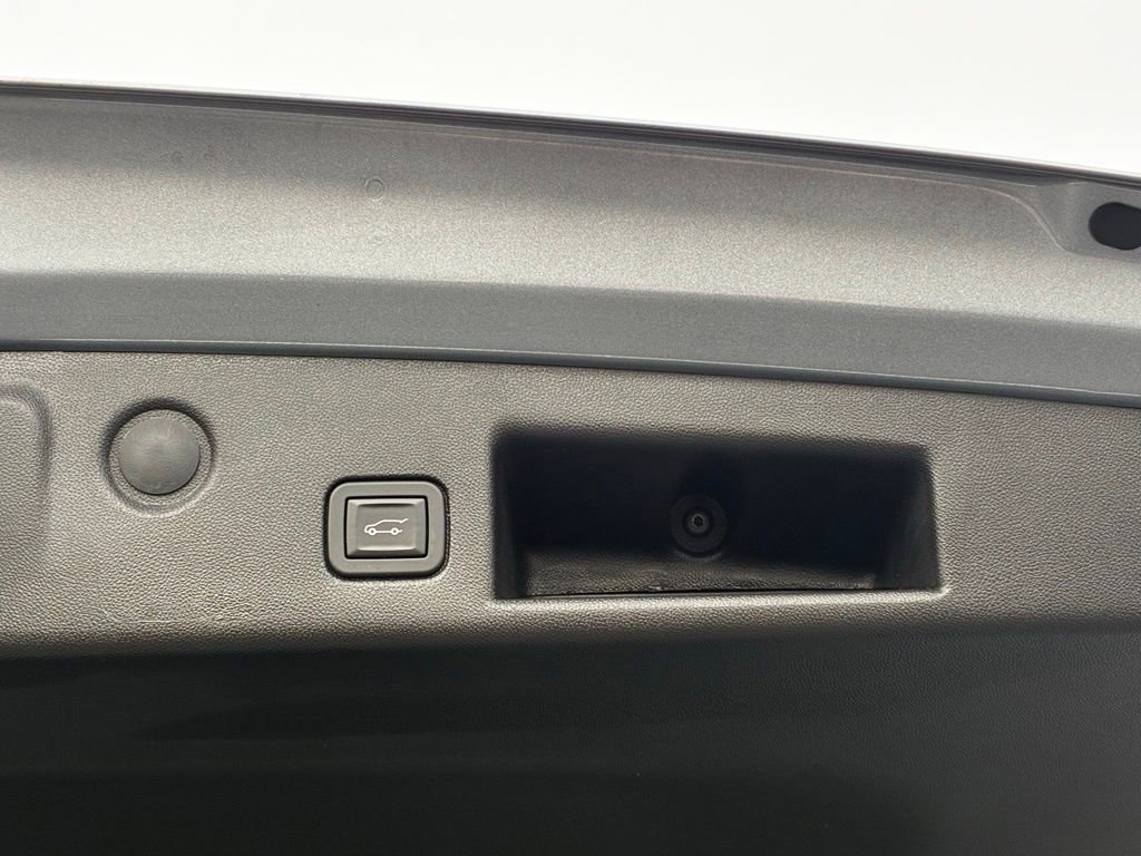 Used 2024 Chevrolet Equinox LT w/ LPO, Floor Liner Package image 42