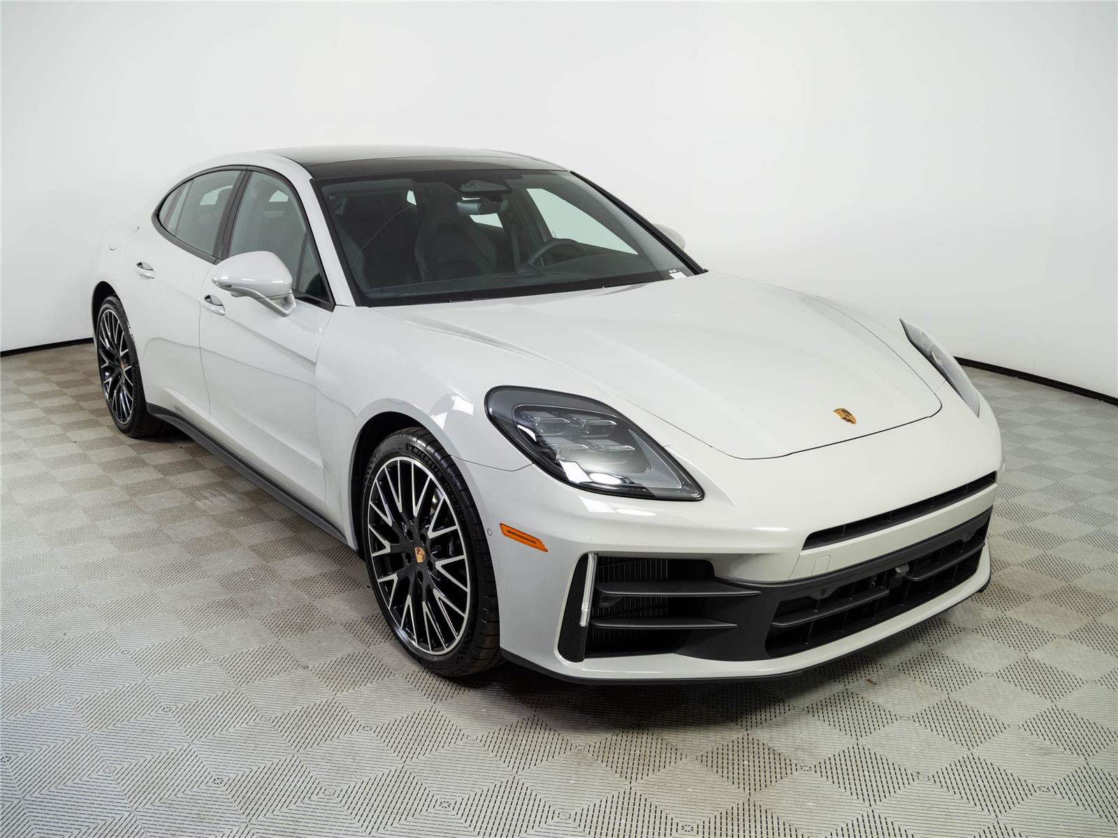 New 2026 Porsche Panamera image 27
