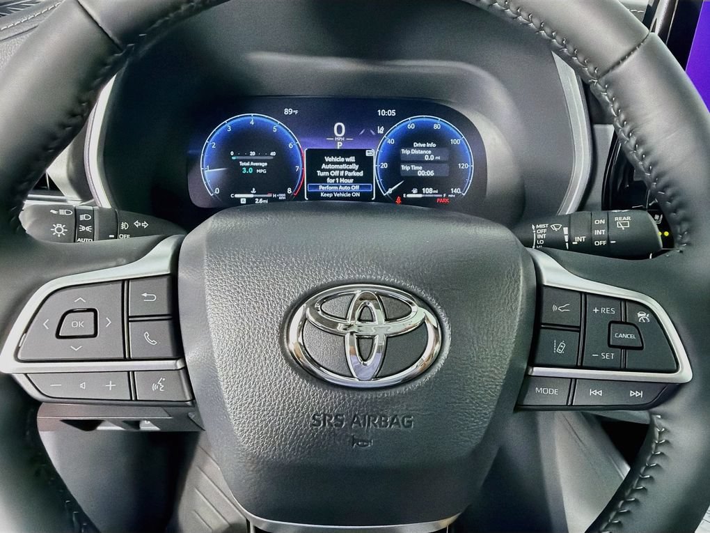 New 2026 Toyota Highlander Limited AWD/4WD image 15