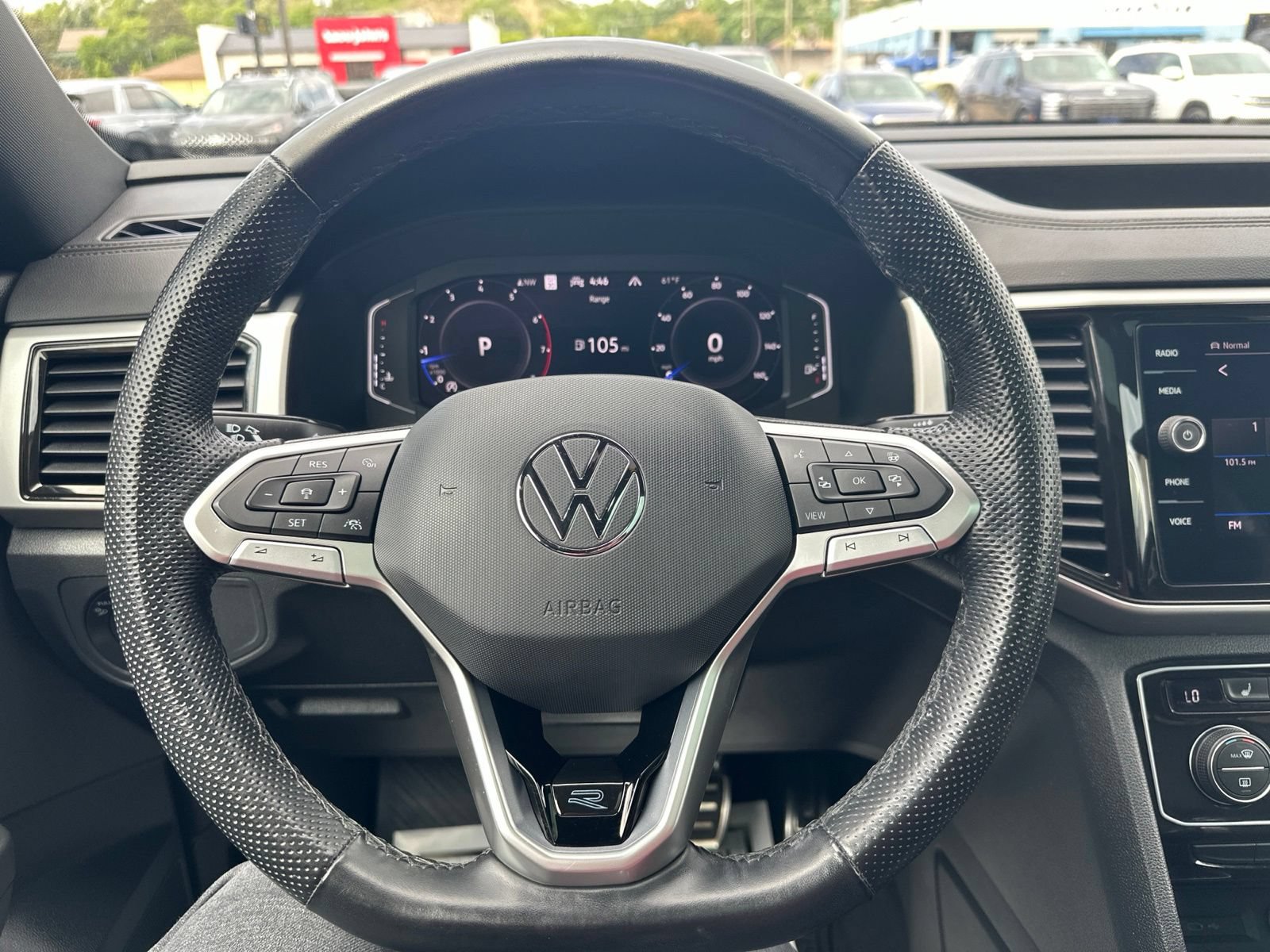 Certified 2022 Volkswagen Atlas Cross Sport SEL R-Line AWD/4WD image 53
