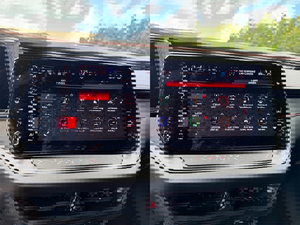 New 2025 Dodge Charger Daytona R/T w/ Quick Order Package 25M R/T image 30