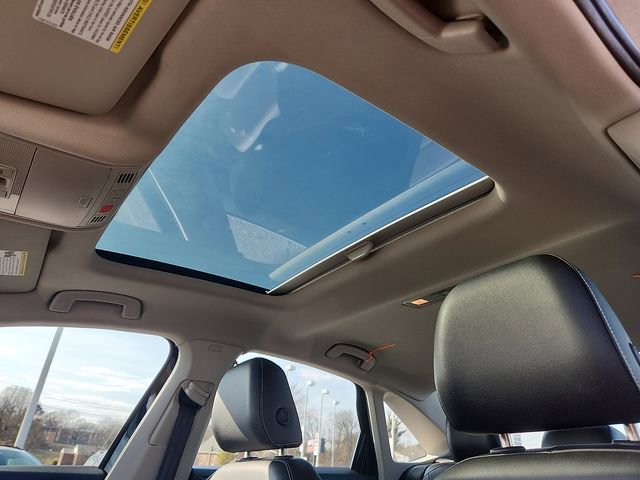 Used 2024 Volkswagen Jetta SE image 14