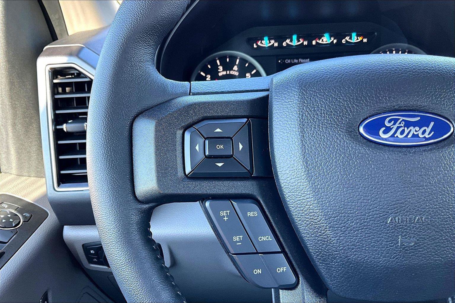 Used 2018 Ford F150 XLT w/ Equipment Group 302A Luxury AWD/4WD image 19