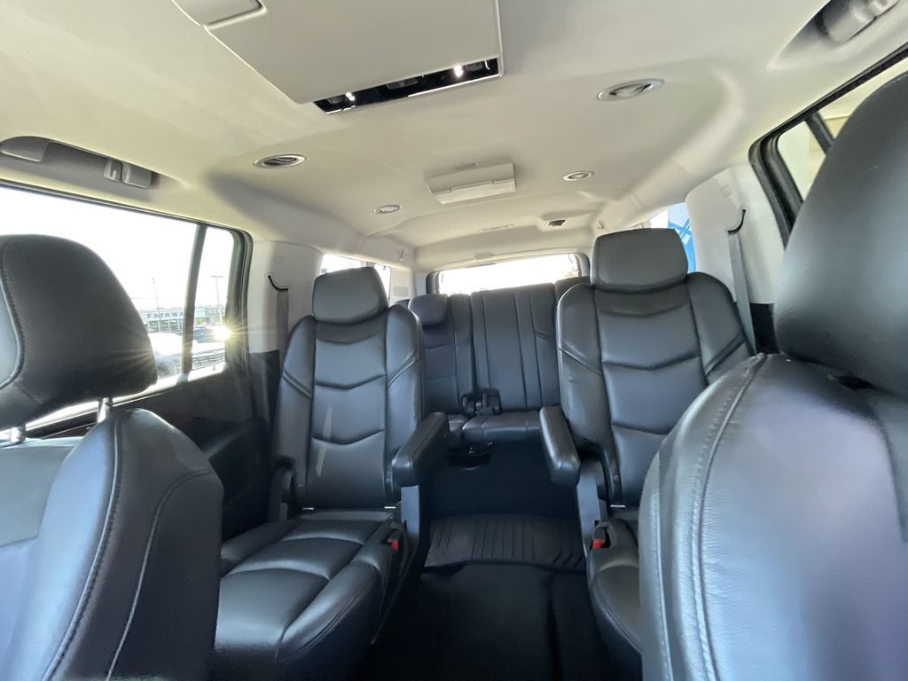Used 2020 Cadillac Escalade ESV Luxury AWD/4WD image 20