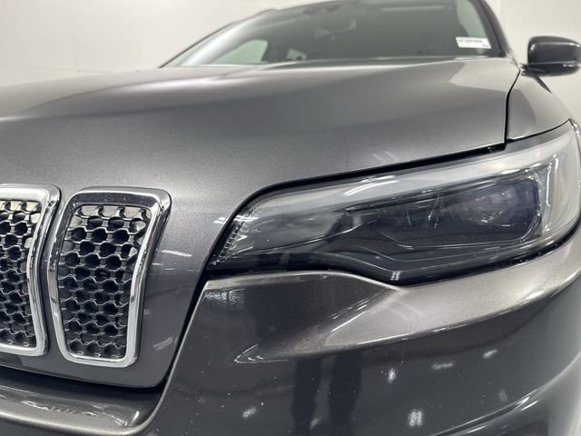 Used 2021 Jeep Cherokee Latitude Plus image 25