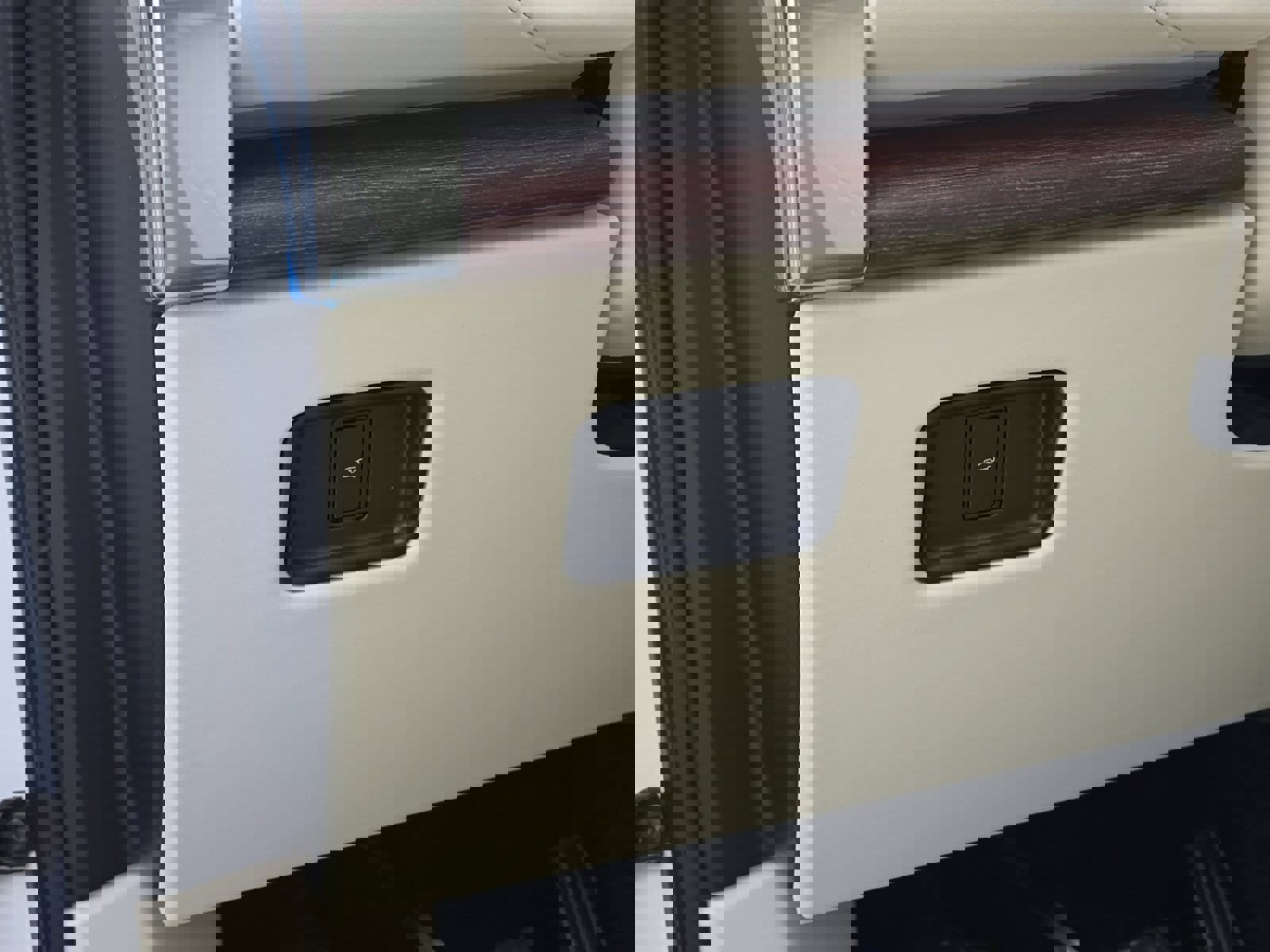 New 2026 Land Rover Range Rover SE image 13