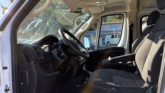 Used 2018 RAM ProMaster 2500 w/ Interior Convenience Group image 12