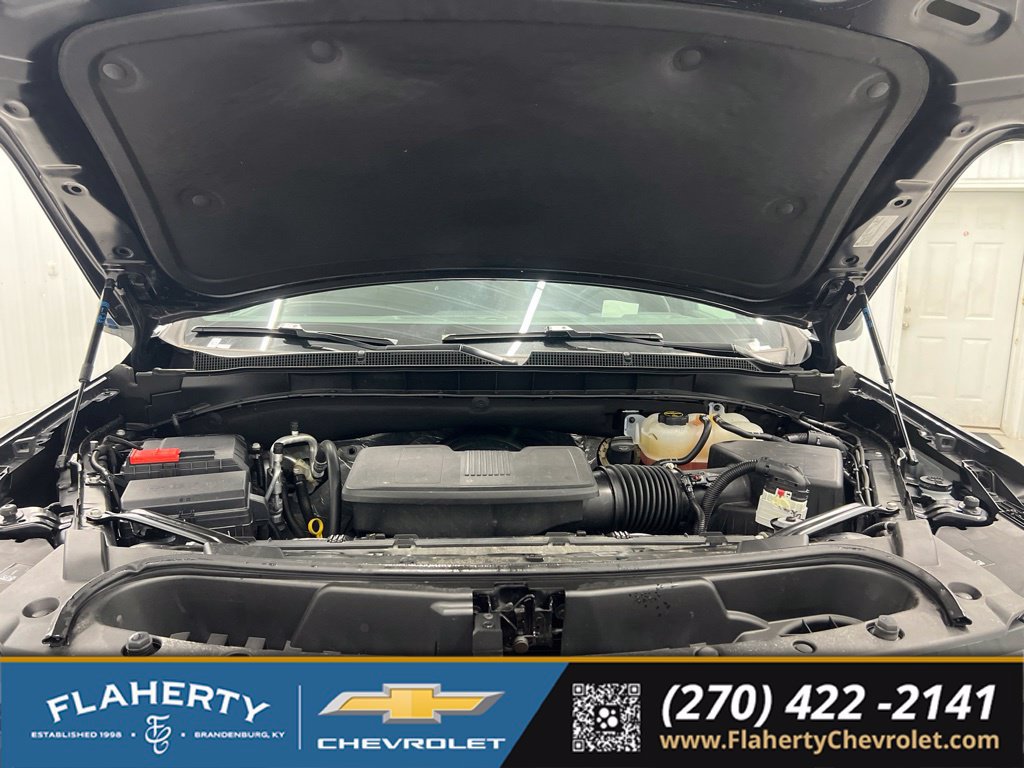 Used 2025 Chevrolet Tahoe Z71 AWD/4WD image 16