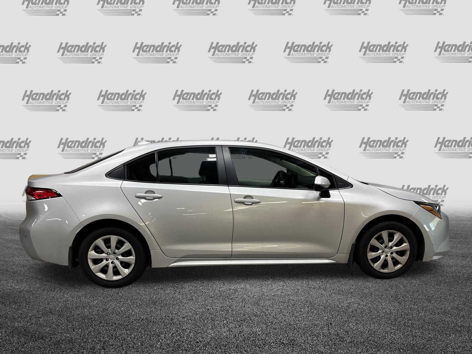 Used 2026 Toyota Corolla LE FWD image 3