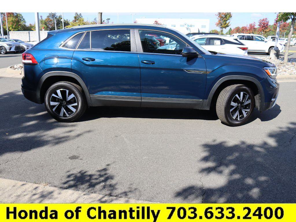Used 2021 Volkswagen Atlas Cross Sport SE image 8