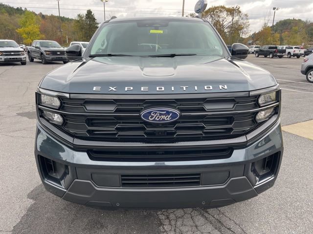 New 2025 Ford Expedition Max Active image 11