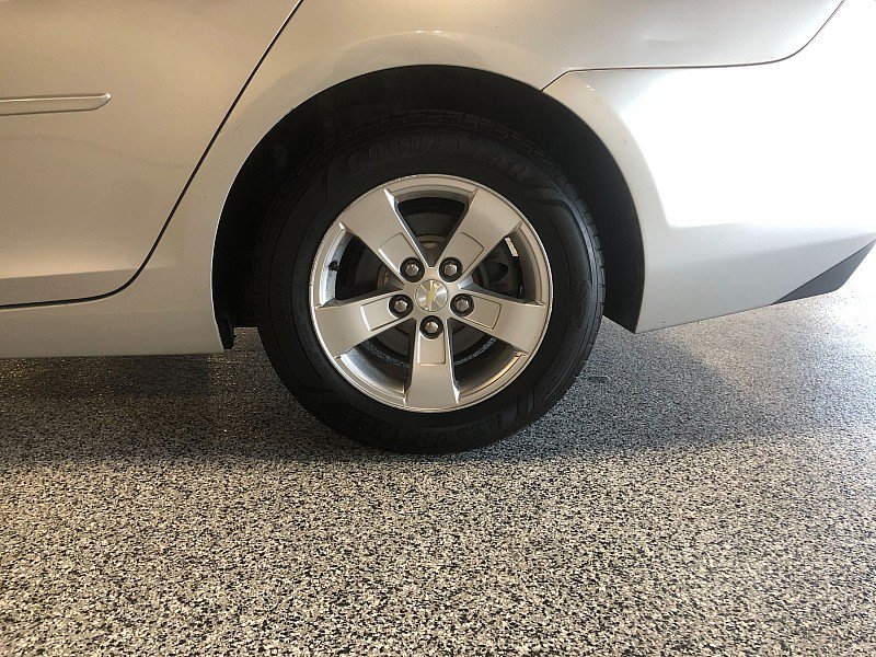 Used 2013 Chevrolet Malibu LS w/ Protection Package FWD image 9