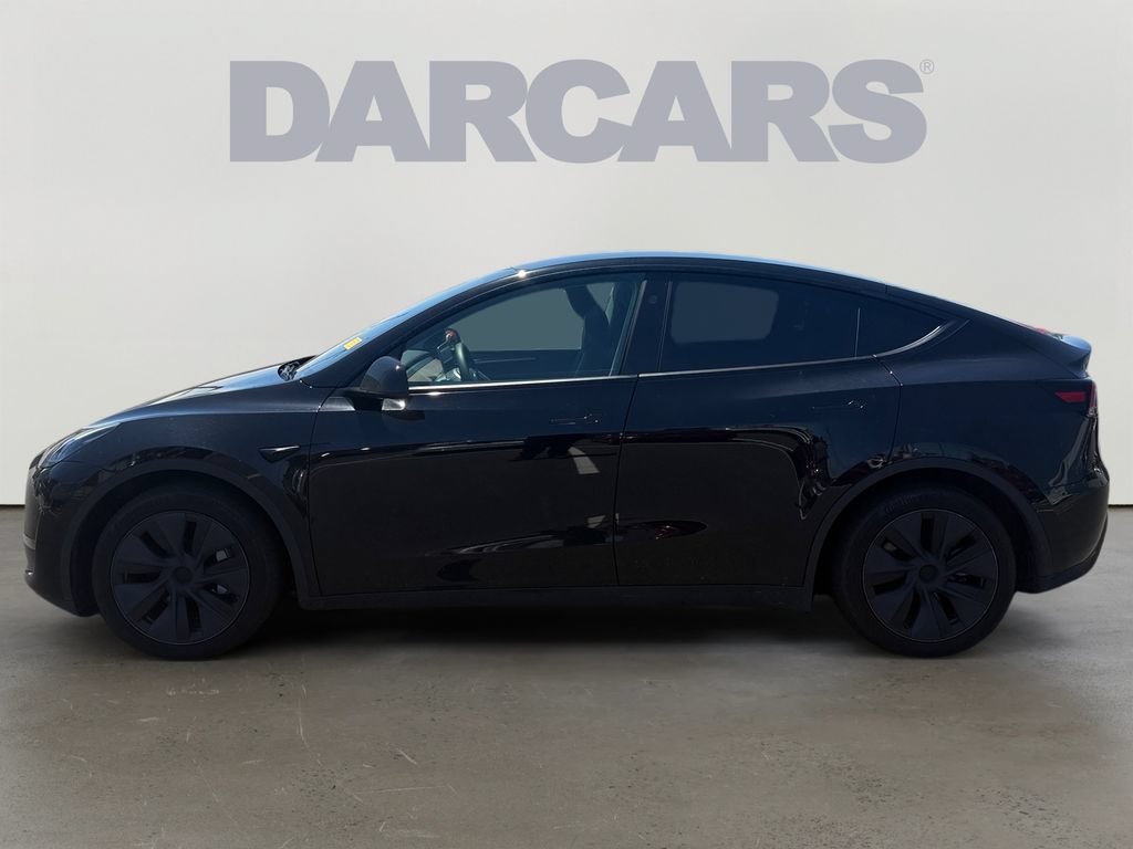 Used 2024 Tesla Model Y Long Range AWD/4WD image 4