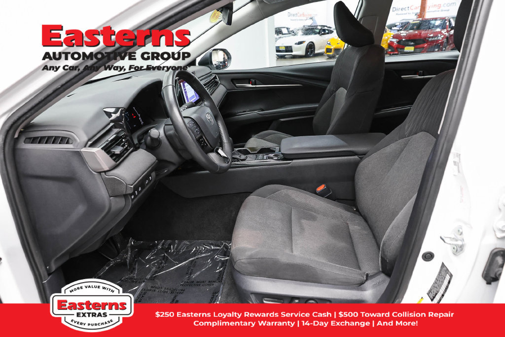 Used 2025 Toyota Camry LE w/ Convenience Package FWD image 15