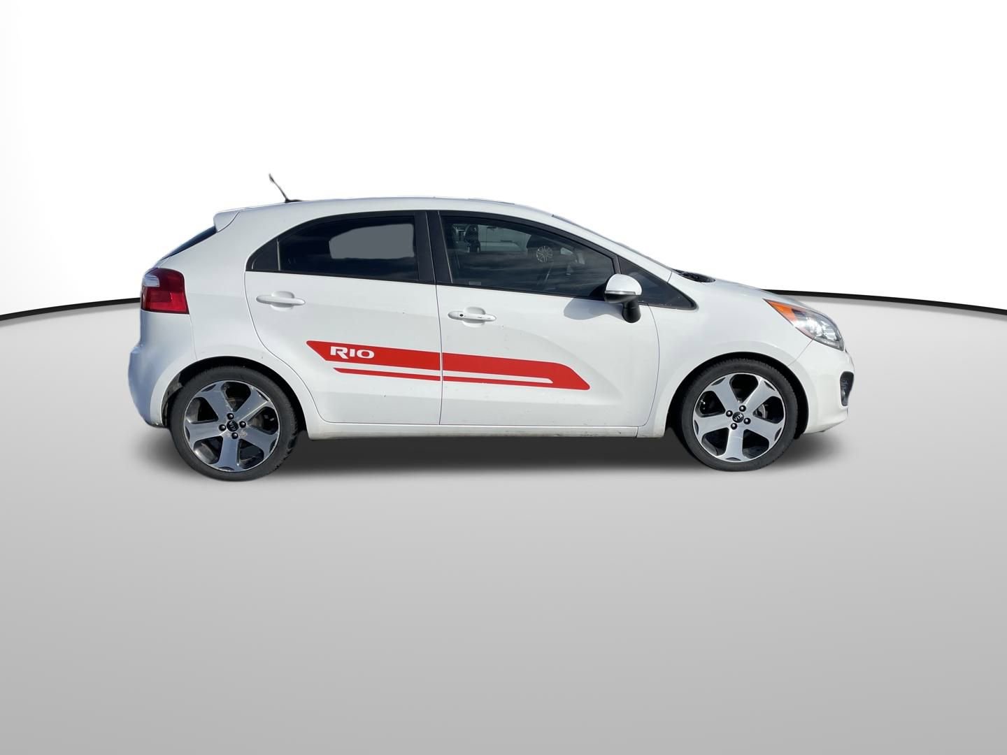 Used 2012 Kia Rio SX w/ Premium Pkg image 2