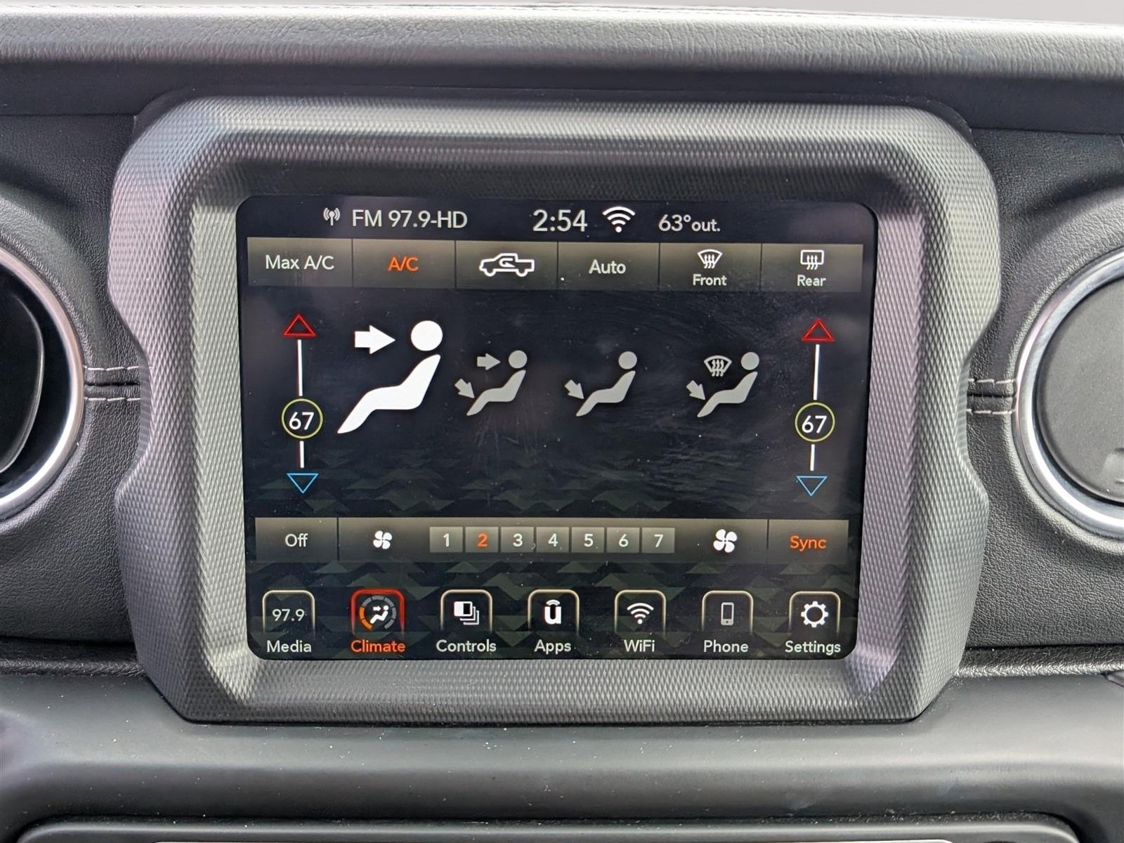 Used 2020 Jeep Gladiator Overland AWD/4WD image 27