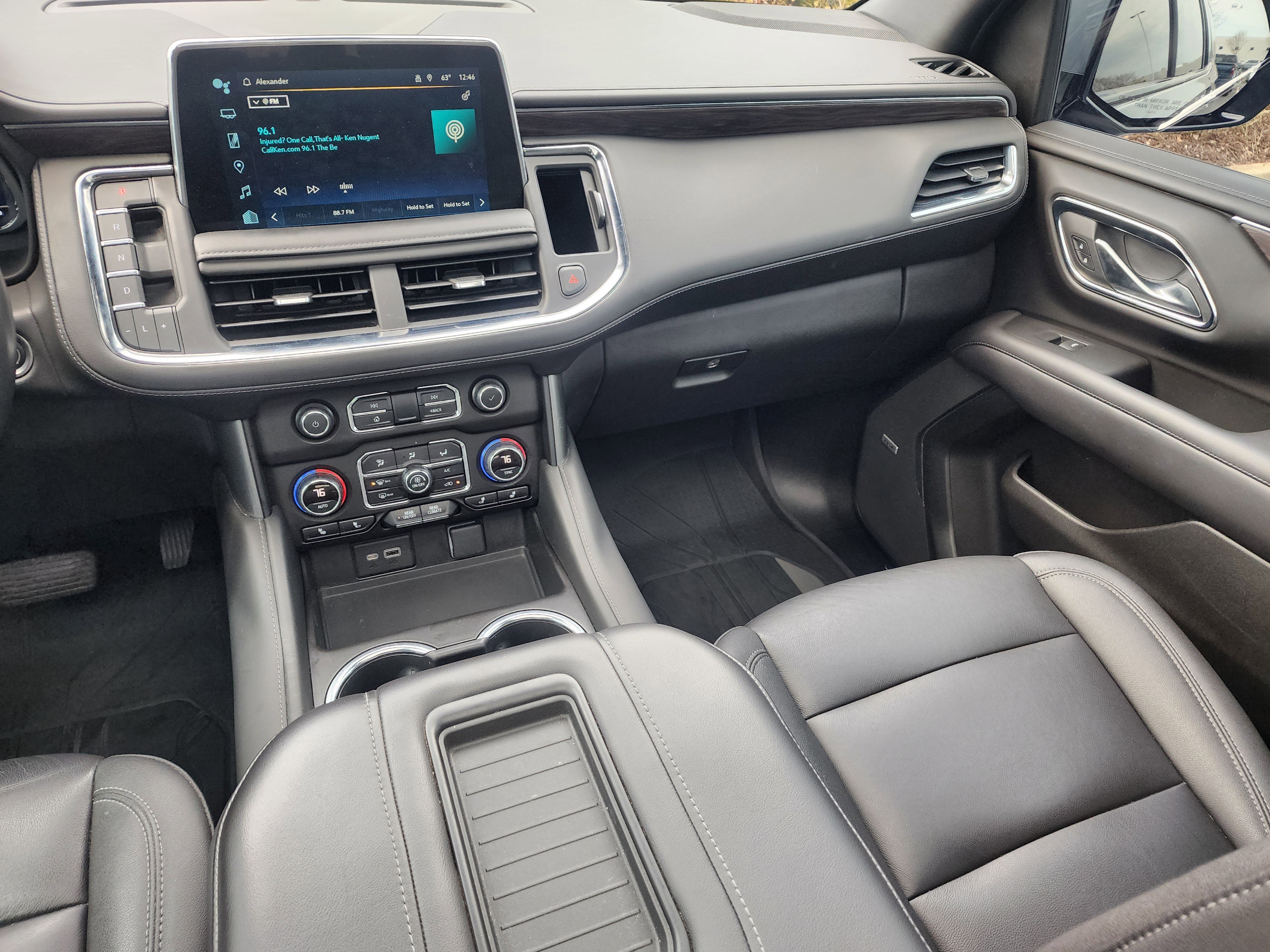 Used 2022 Chevrolet Tahoe Z71 w/ Z71 Off-Road Package image 20