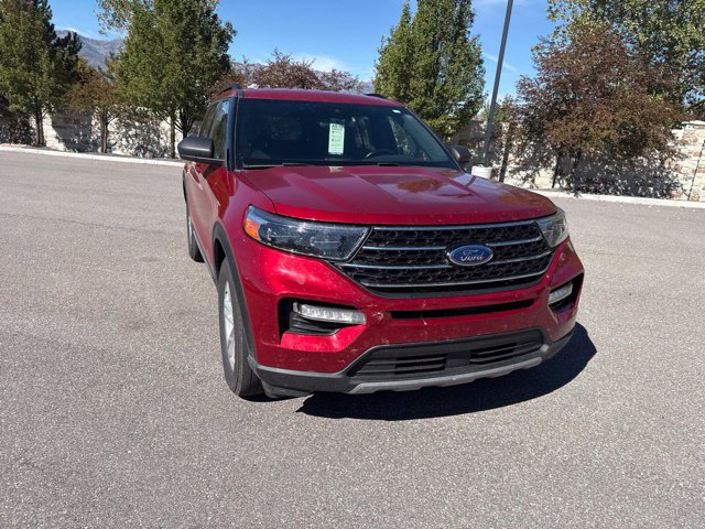 Used 2020 Ford Explorer XLT w/ Equipment Group 202A AWD/4WD image 15