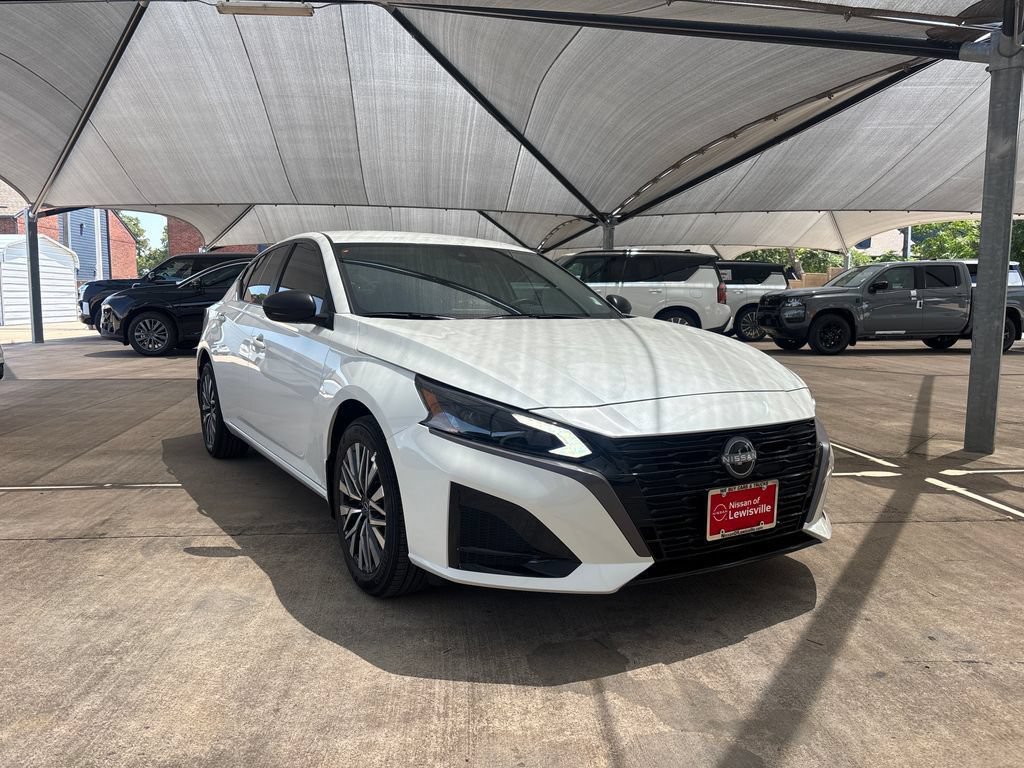 New 2026 Nissan Altima 2.5 SV AWD/4WD image 12