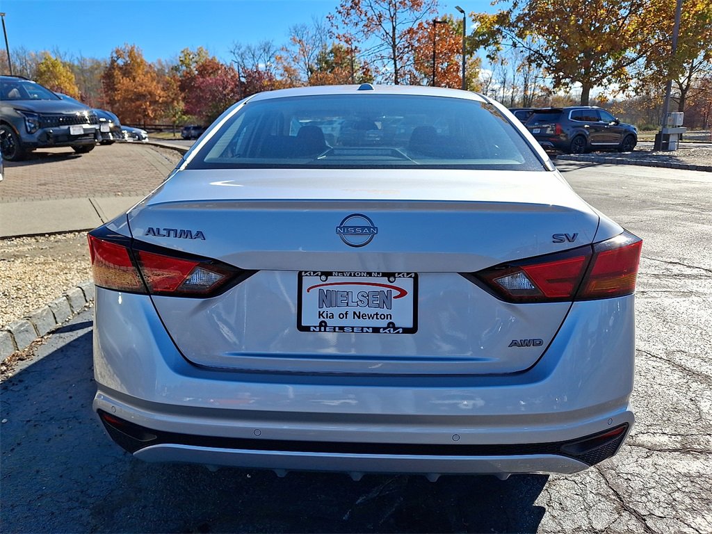 Used 2023 Nissan Altima 2.5 SV image 14