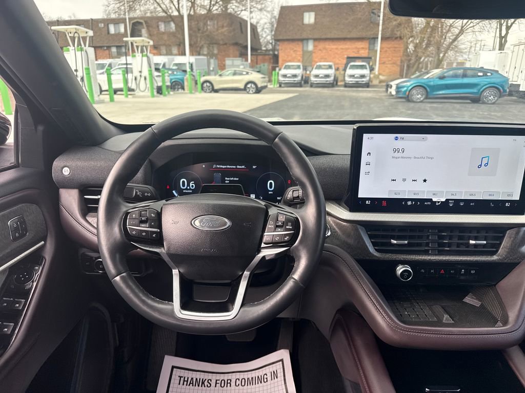 Used 2025 Ford Explorer Platinum w/ Ultimate Package AWD/4WD image 26