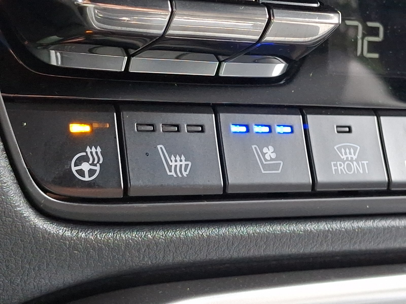Certified 2025 MAZDA CX-90 Plug-In Hybrid w/ Premium Plus AWD/4WD image 29