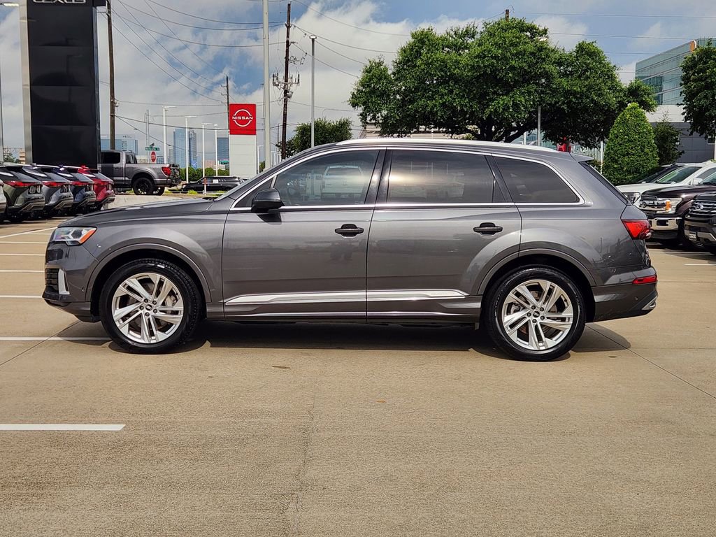 Used 2021 Audi Q7 2.0T Premium Plus w/ Premium Plus Package AWD/4WD image 4