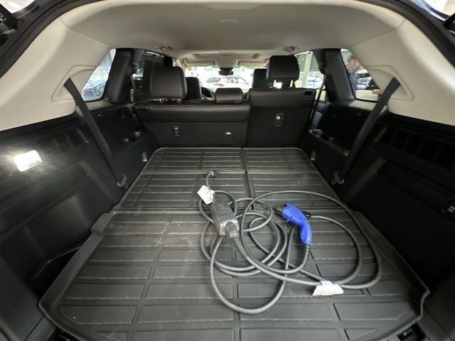 Used 2024 MAZDA CX-90 Plug-In Hybrid w/ Preferred image 24