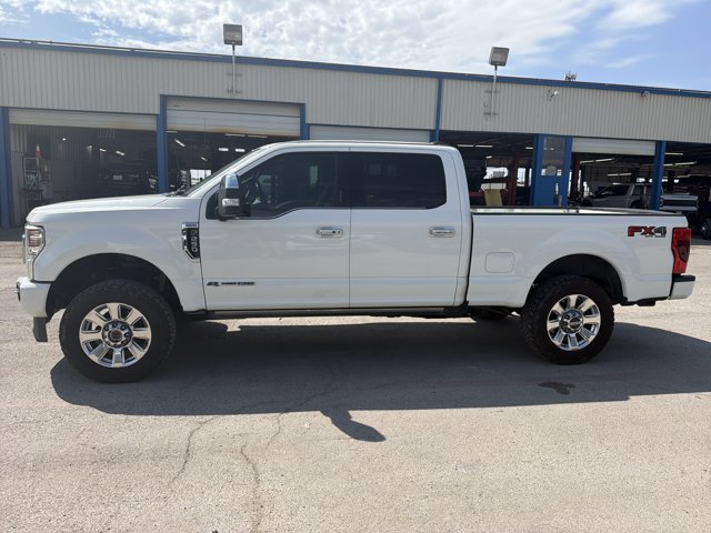 Used 2020 Ford F250 Platinum w/ FX4 Off-Road Package AWD/4WD image 3