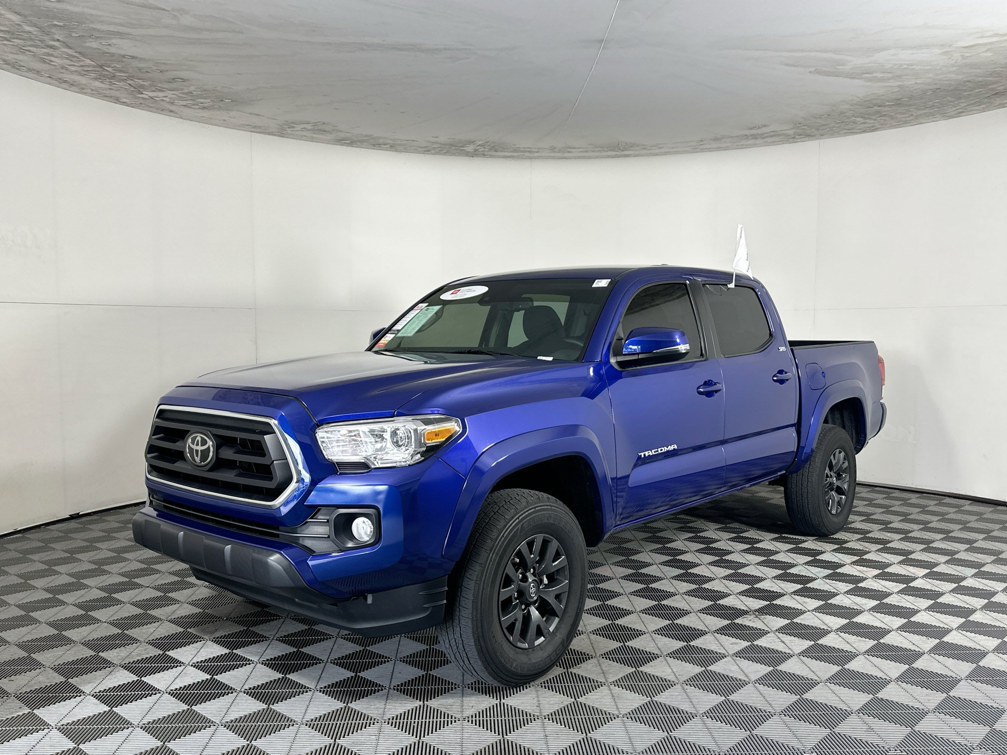 Certified 2023 Toyota Tacoma SR5 w/ Technology Package RWD image 7