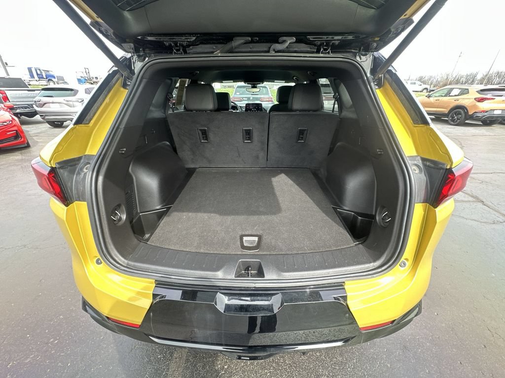 Used 2023 Chevrolet Blazer RS w/ Driver Confidence II Package AWD/4WD image 23