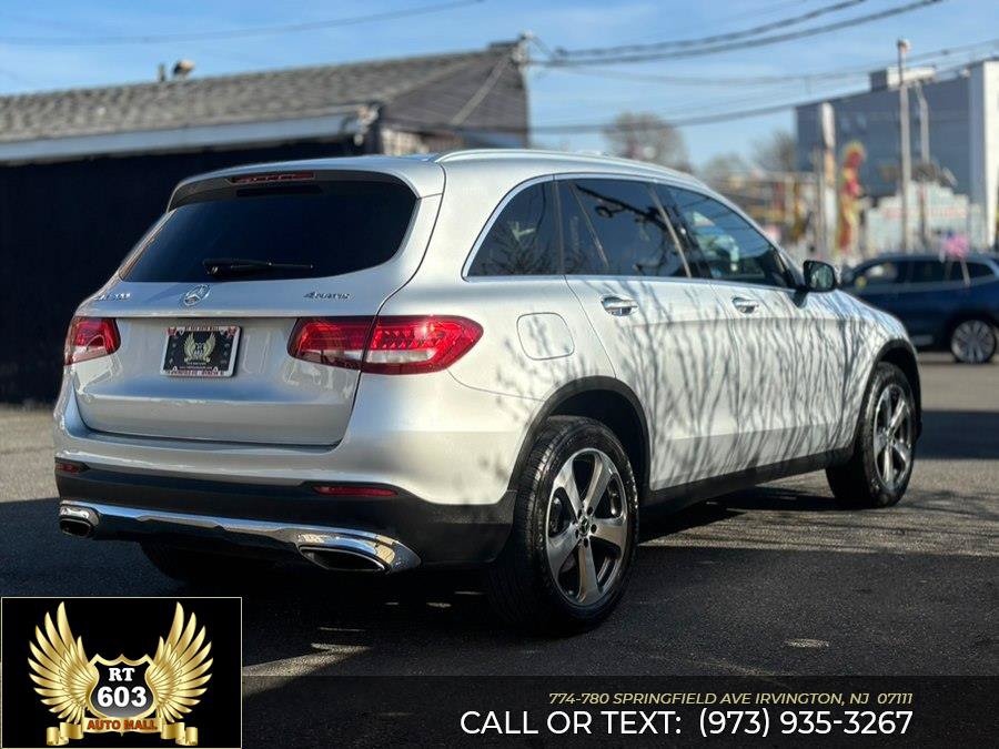 Used 2018 Mercedes-Benz GLC 300 4MATIC image 5