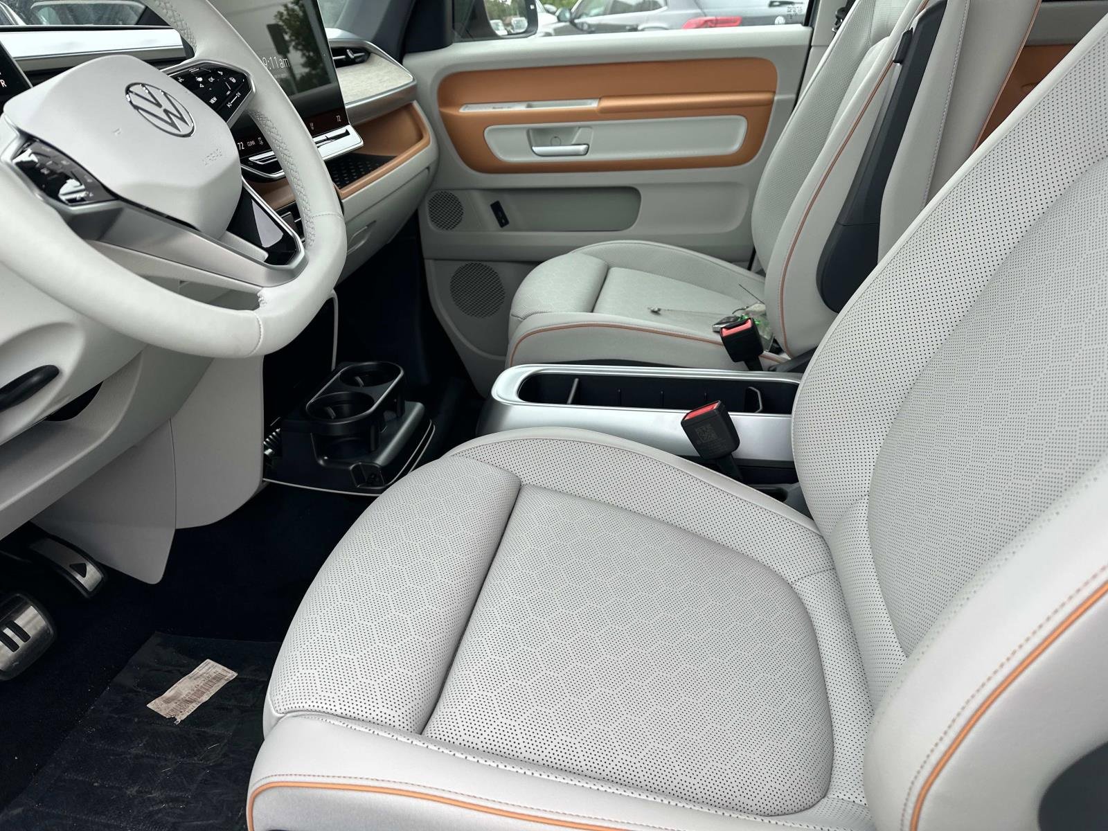 New 2025 Volkswagen ID. Buzz 1st Edition image 7