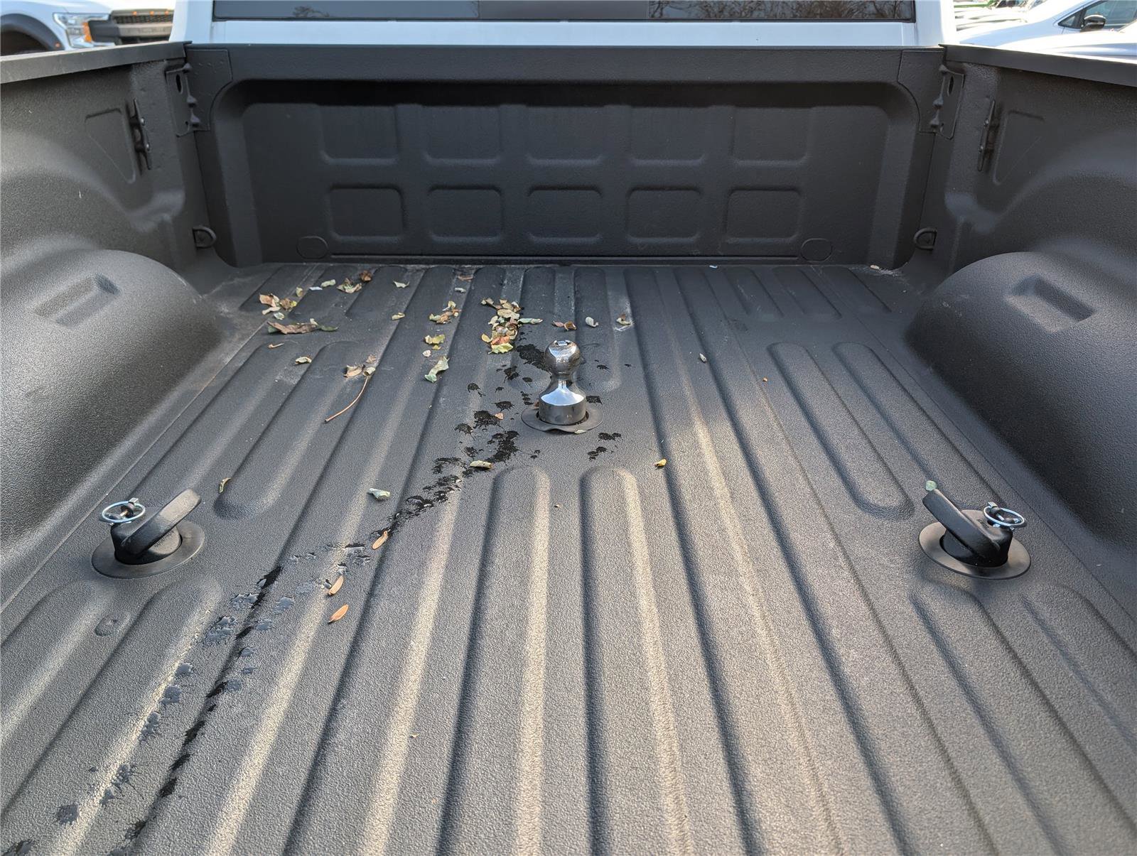 Used 2024 RAM 3500 Tradesman w/ Chrome Appearance Group image 14