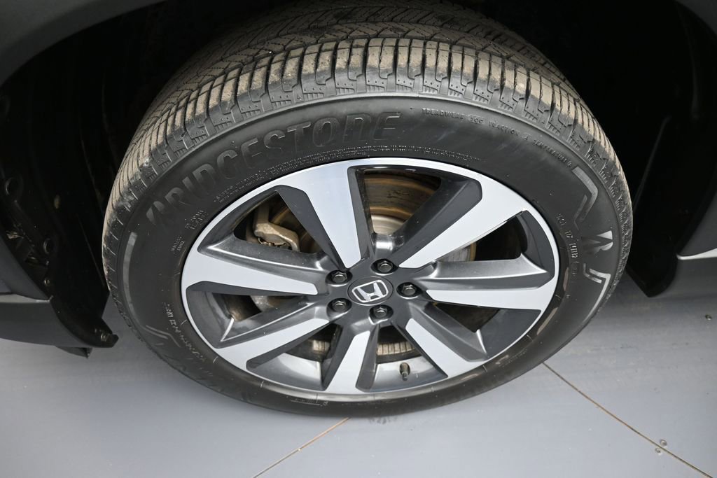 Used 2023 Honda Pilot Touring image 14