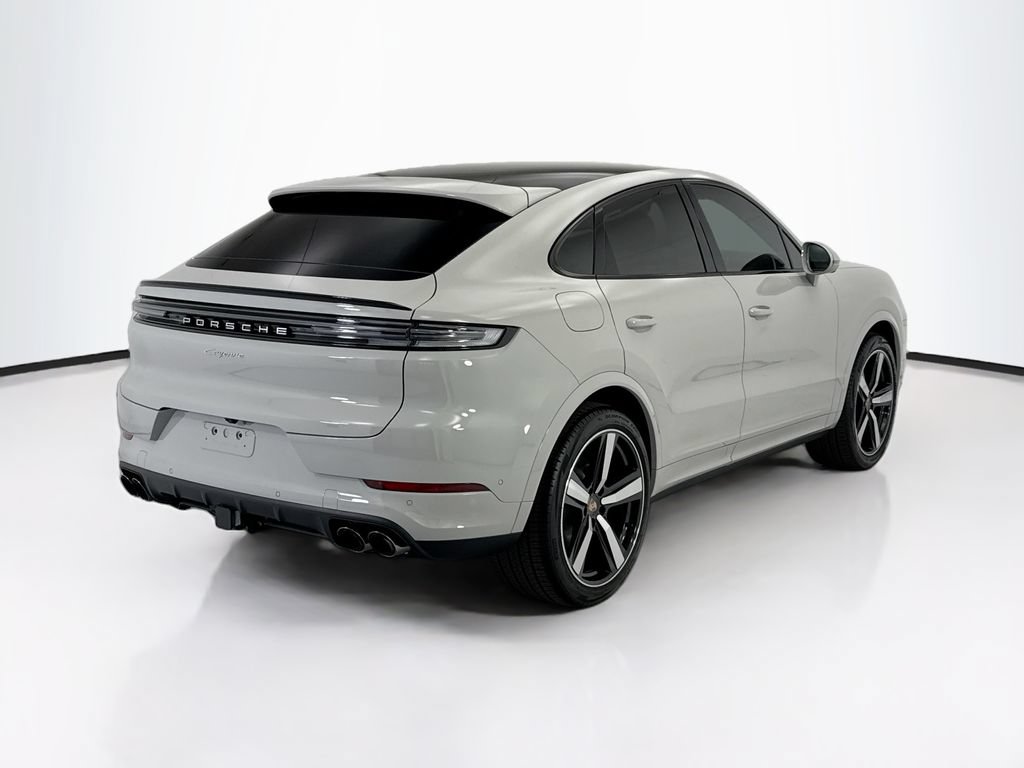 New 2026 Porsche Cayenne Coupe AWD/4WD image 7