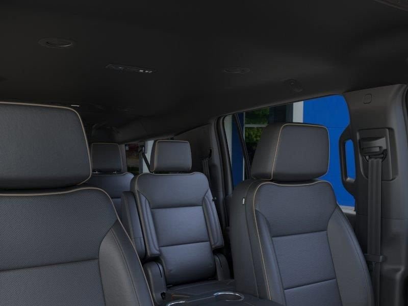 New 2025 Chevrolet Suburban Premier AWD/4WD image 24