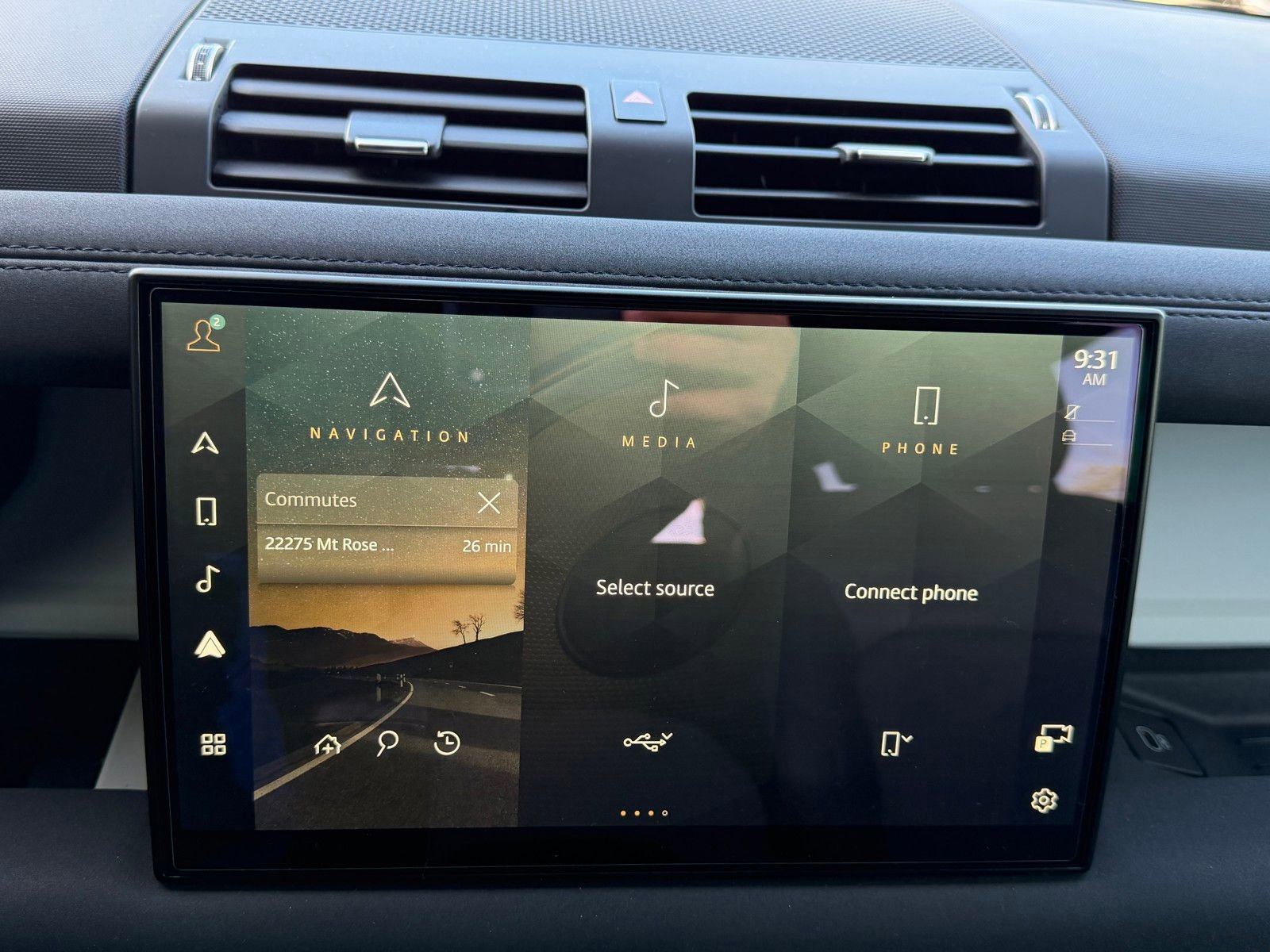 Used 2023 Land Rover Defender 130 S image 16