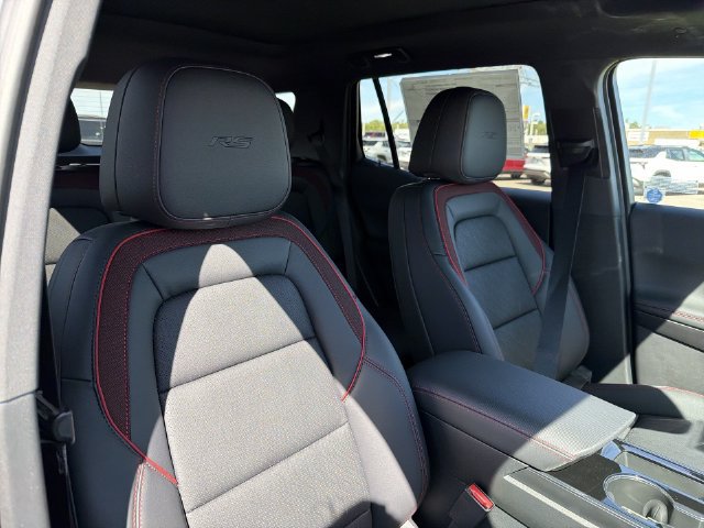 New 2027 Chevrolet Equinox RS w/ Safety and Technology Package AWD/4WD image 23