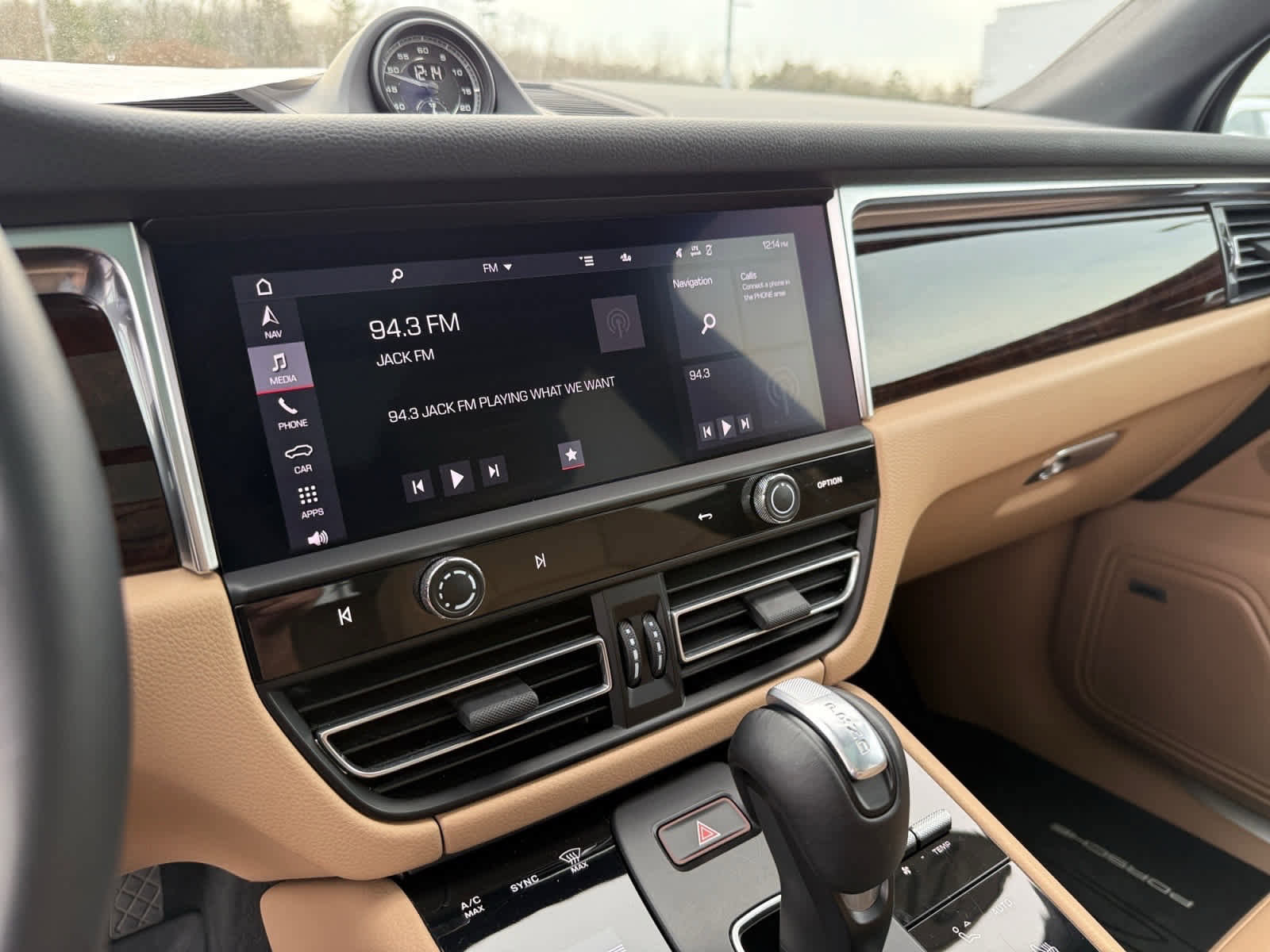 Used 2023 Porsche Macan S image 16